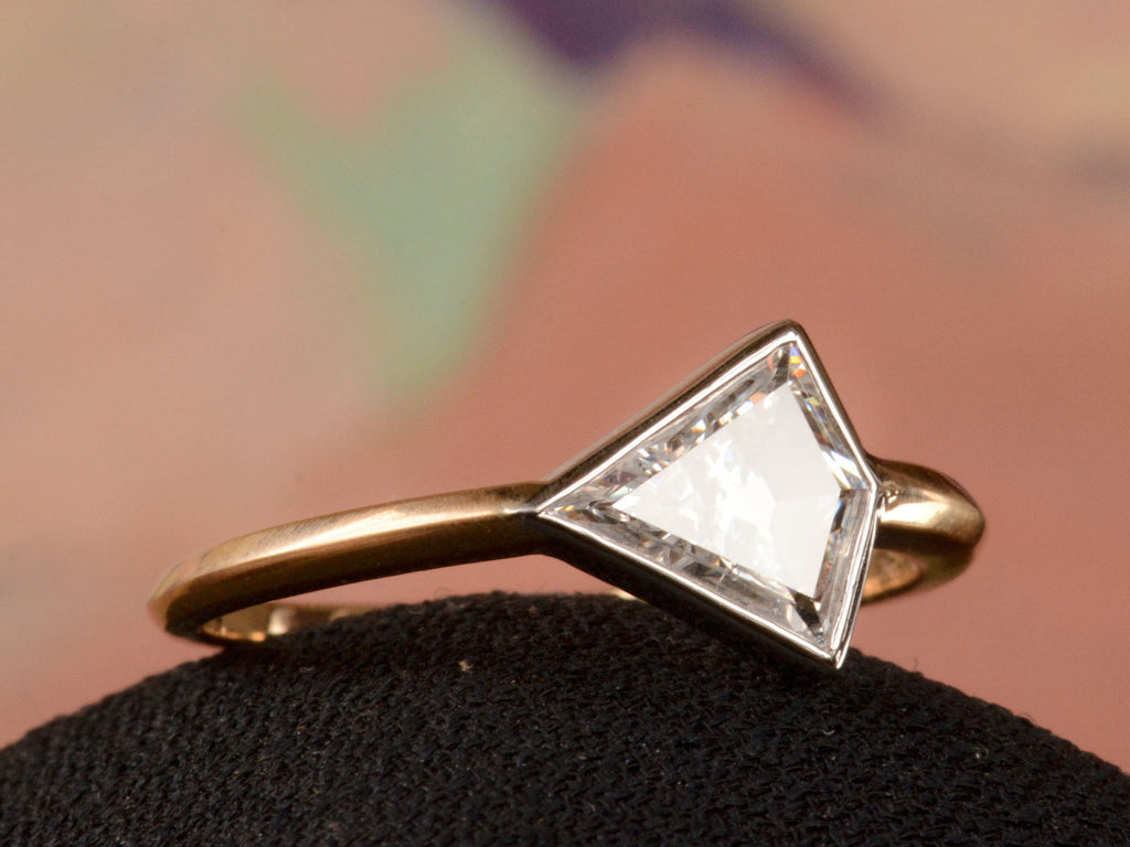 EB 0.59ct Kite Diamond Ring (side view)