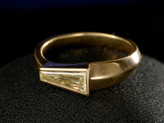 thumbnail of EB 0.76ct Baguette Ring (side view)