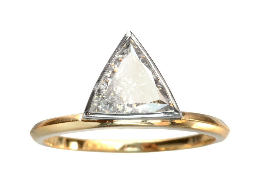 EB 1.04ct Triangular Diamond (on white background)