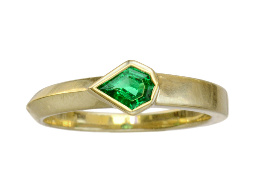 EB Emerald Kite Ring (on white background)