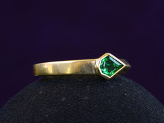 EB Emerald Kite Ring