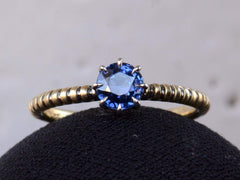 EB 0.76ct Montana Sapphire Ring (detail)