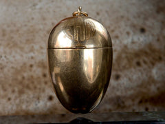 thumbnail of 1920s Gold Egg Pendant (detail)