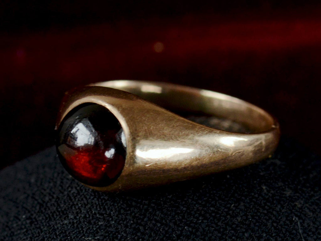 1930s Garnet Ring