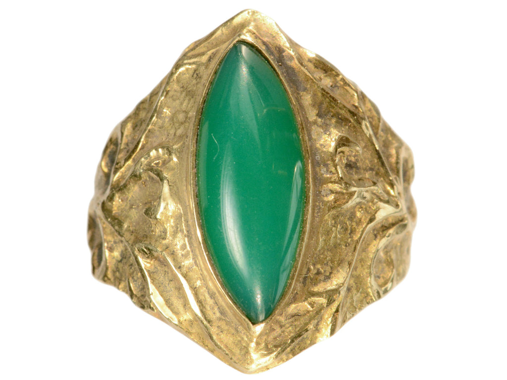 c1970 Spanish Chrysoprase Ring (on white background)