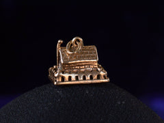1940s Gold Cottage Charm