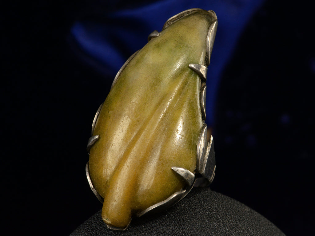 c1960 Jade Leaf Ring (detail)