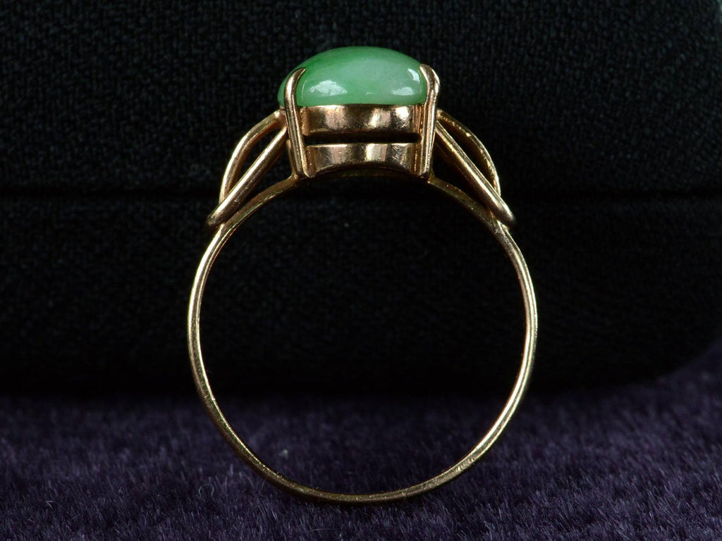 1940s Oval Jade Ring