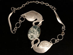 c1990 Agate Swan Necklace