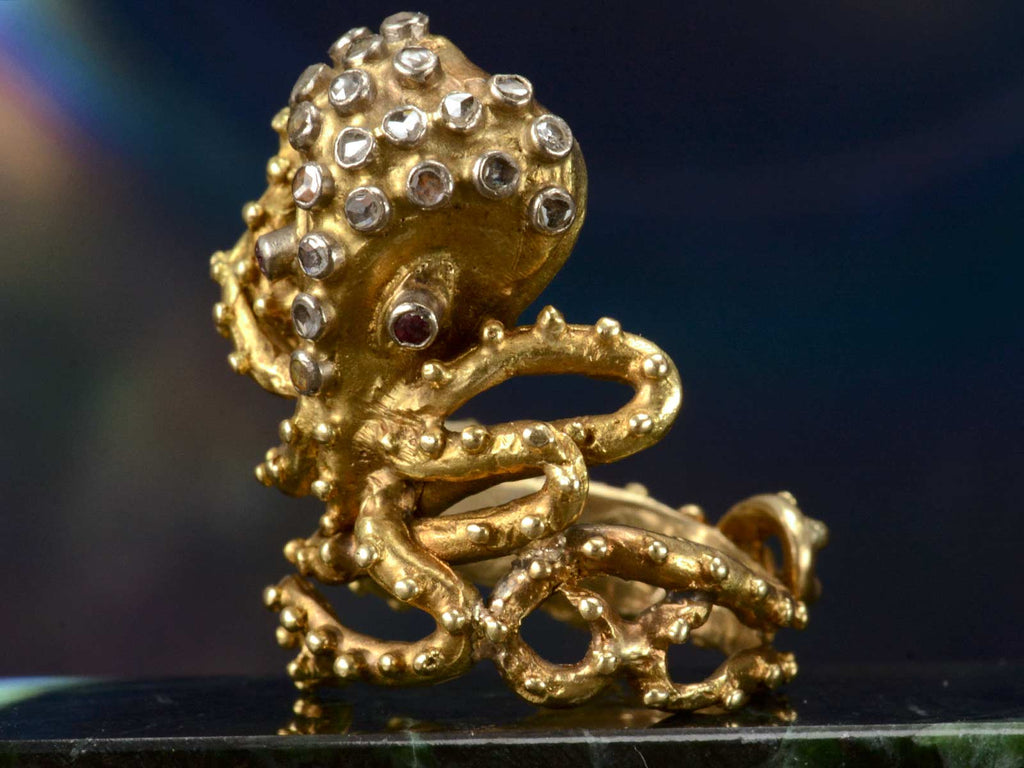 1960s Lalaounis Octopus Ring (left side view)