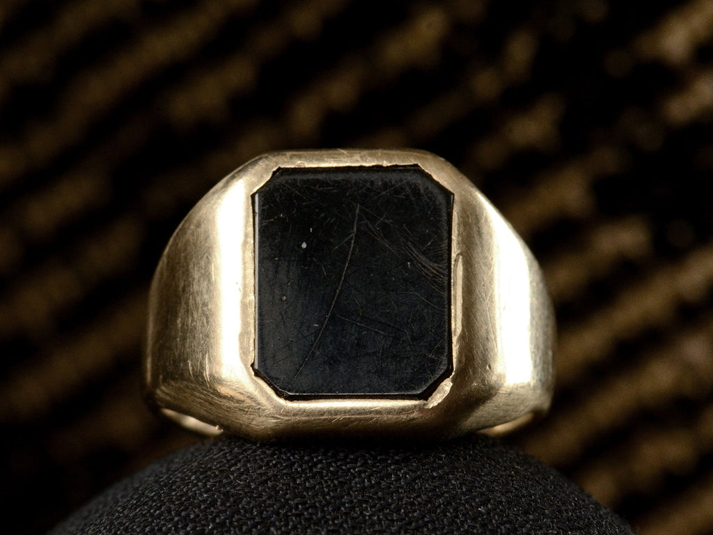 c1940 Onyx Signet Ring