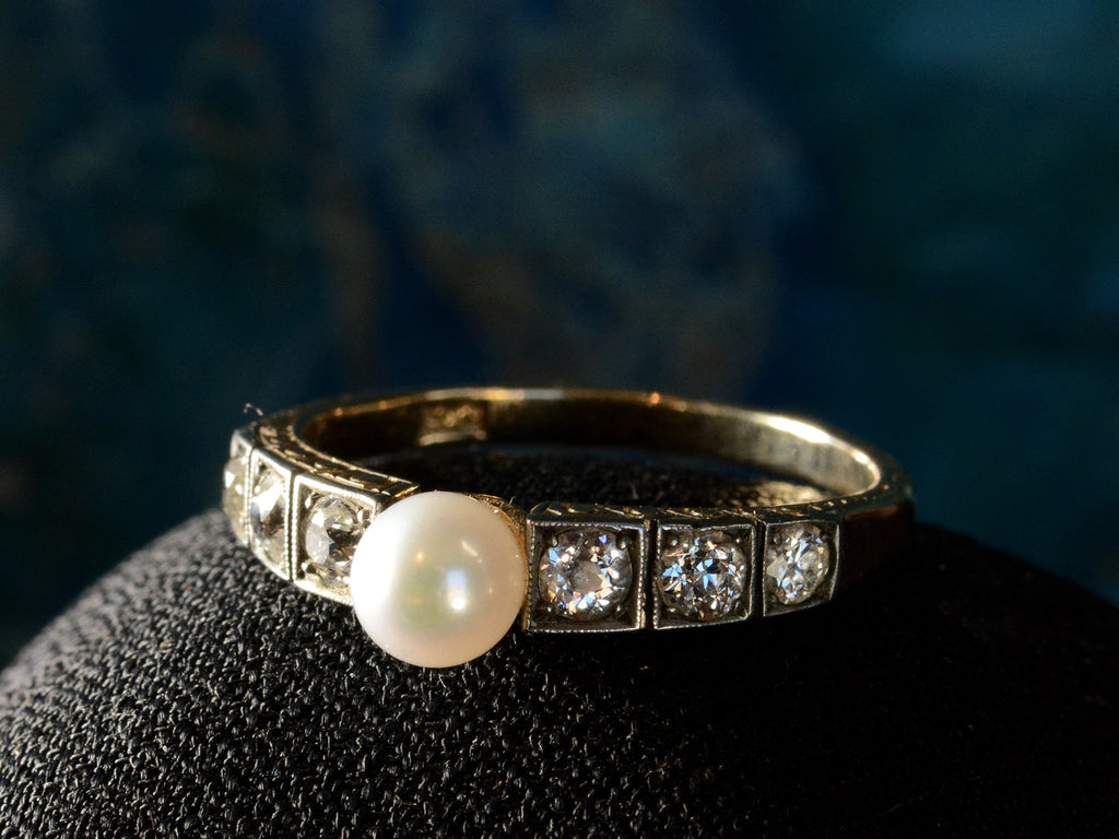 c1900 Pearl & Diamond Ring (side view)