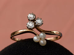 1900s Diamond & Pearl Clover Ring