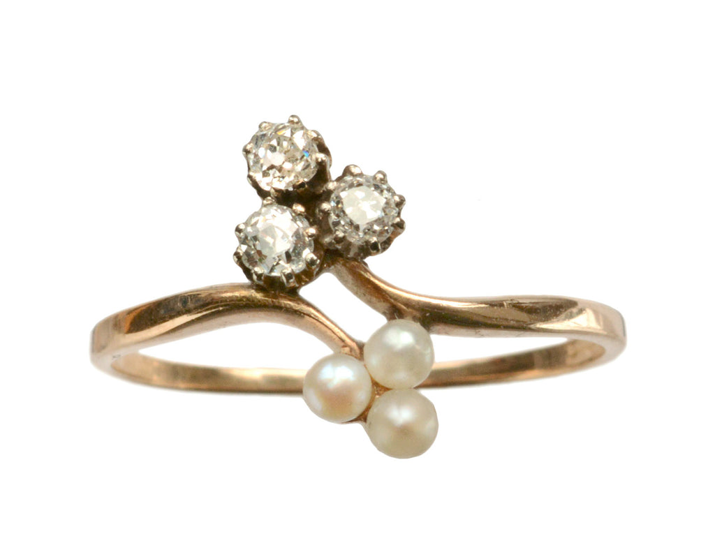 1900s Diamond & Pearl Clover Ring (on white background)