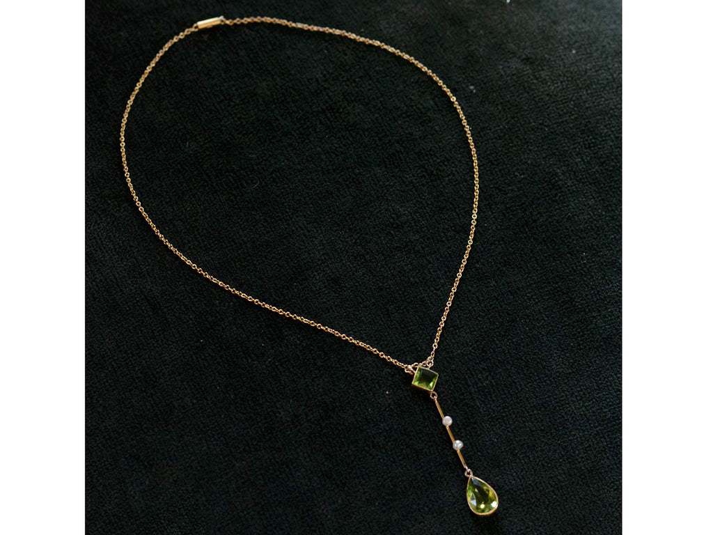 1900s Peridot Pendant Necklace