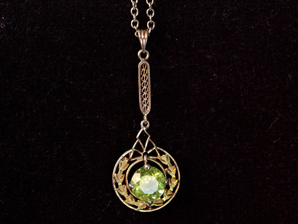 1930s Peridot Pendant Necklace