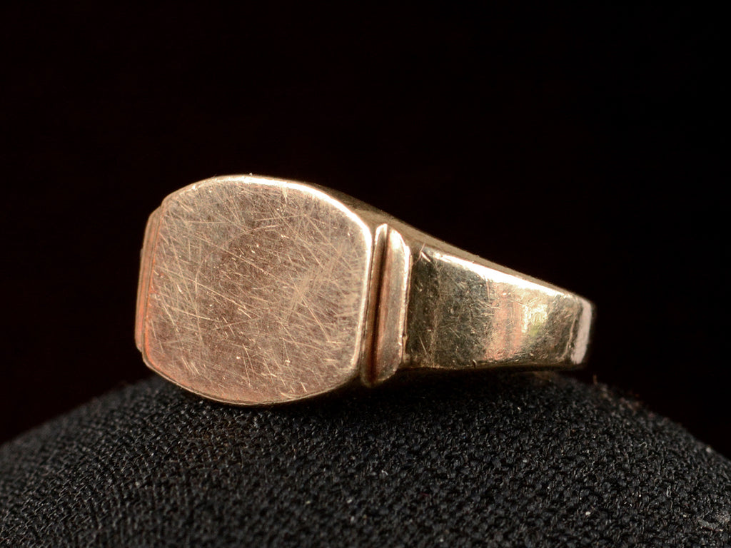 c1940 Plain Gold Signet Ring