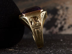 thumbnail of 1920s Amethyst Sphinx Ring (side view)