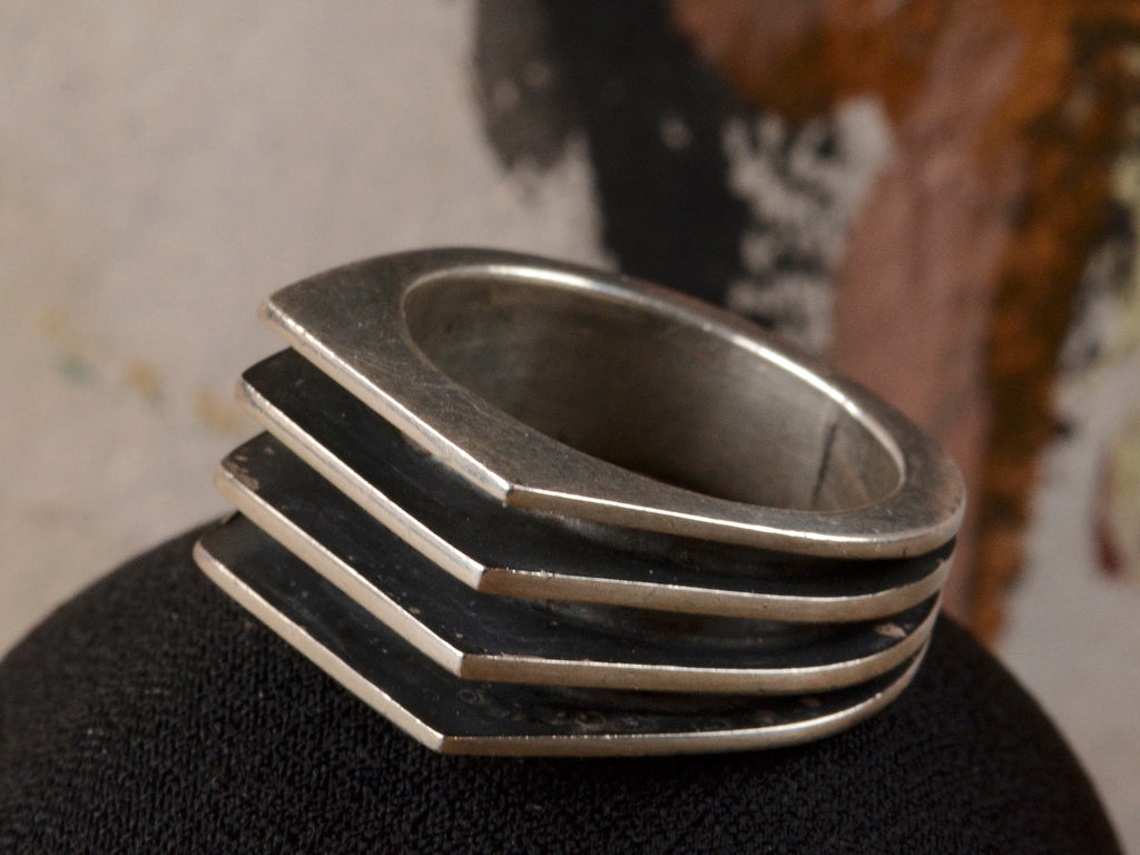 Vintage Sterling Silver Fin Ring