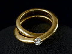1970s Wempe Diamond Crossover Ring