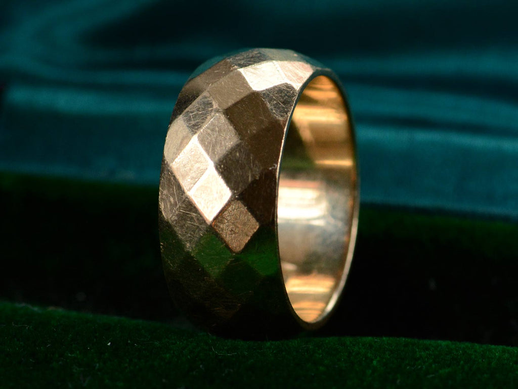 1940s Wide Faceted Gold Band